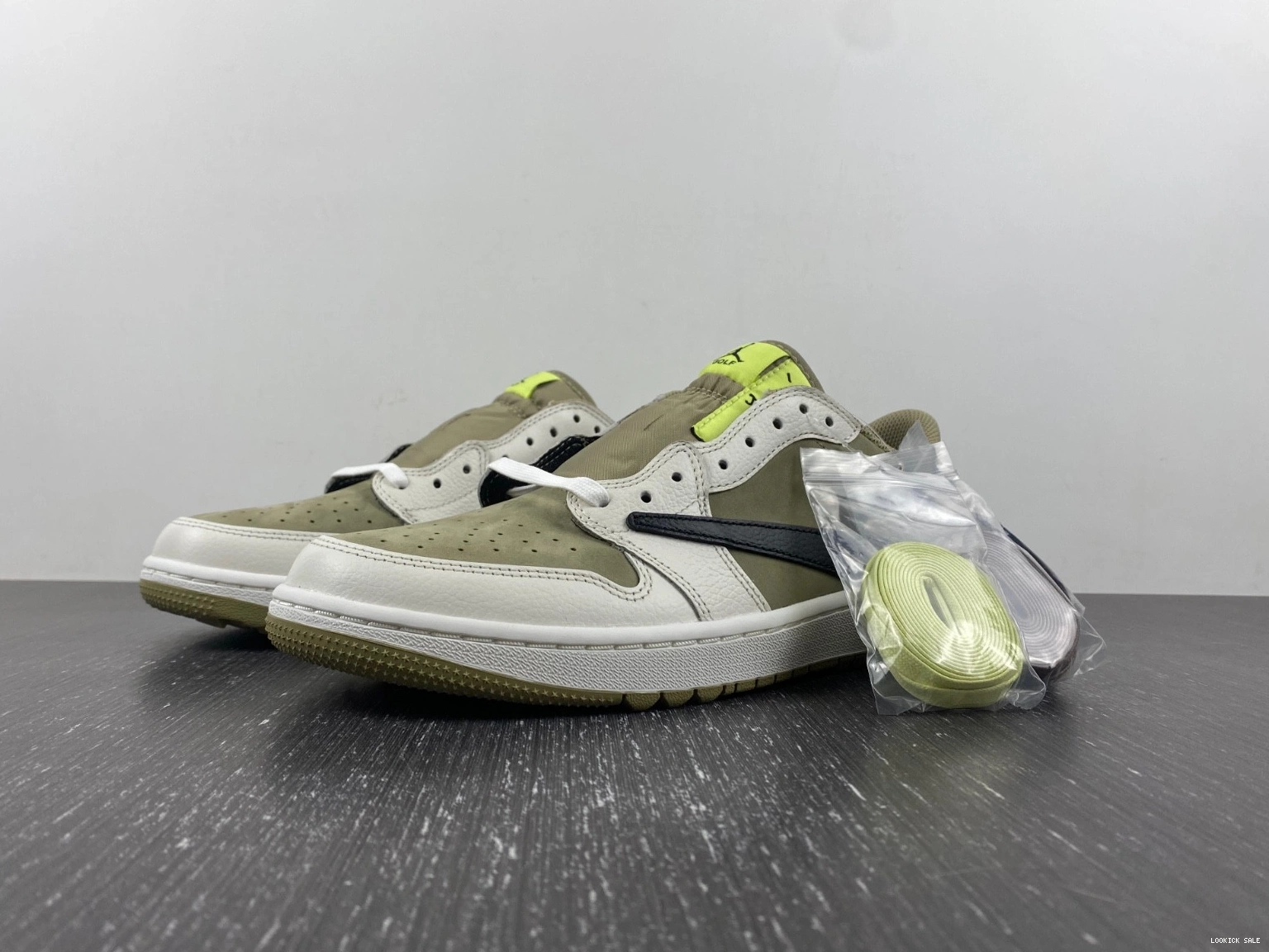 Rep Golf Jordan Olive Retro 1 FZ3124-200 Travis Scott Neutral Low 0522